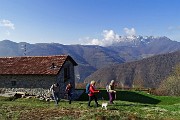 15 Saliamo per un tratto insieme